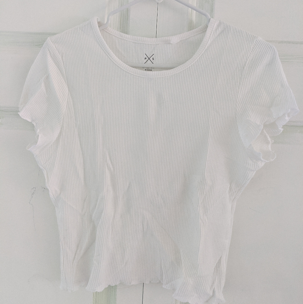 2 for $25 Pacsun Cropped Tshirts